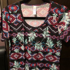 XS LuLaRoe Classic Tee